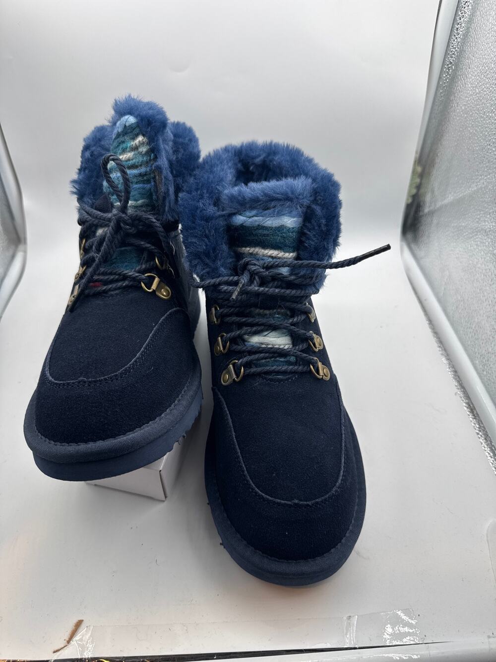 LAMO Women's Linden Water & Stain Resistant Suede Boots - Navy 6